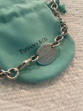 Return to Tiffany Oval Necklace